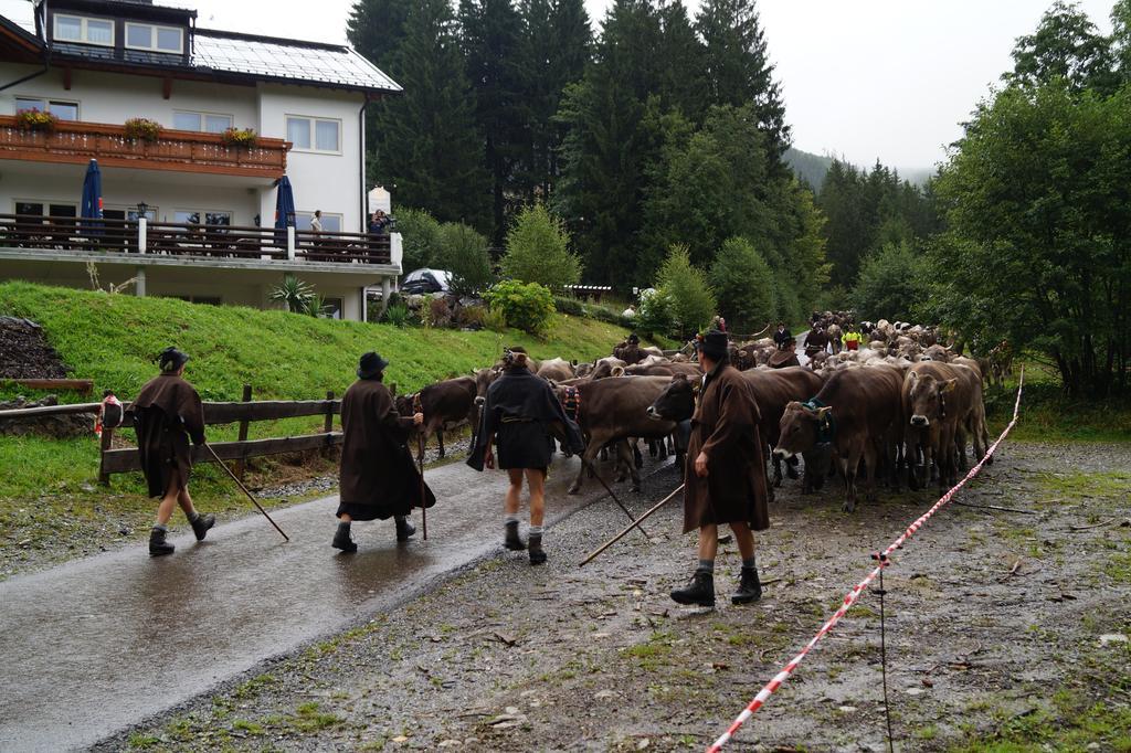 Alpenhof Reuterwanne Hotel Вертах Екстериор снимка